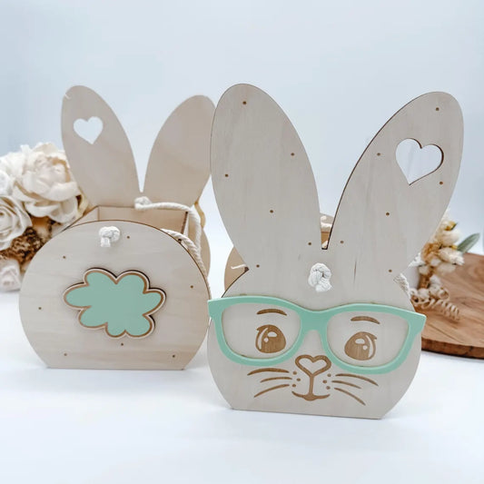 Cutie din lemn pentru cadou de Paște sub formă de iepuraș