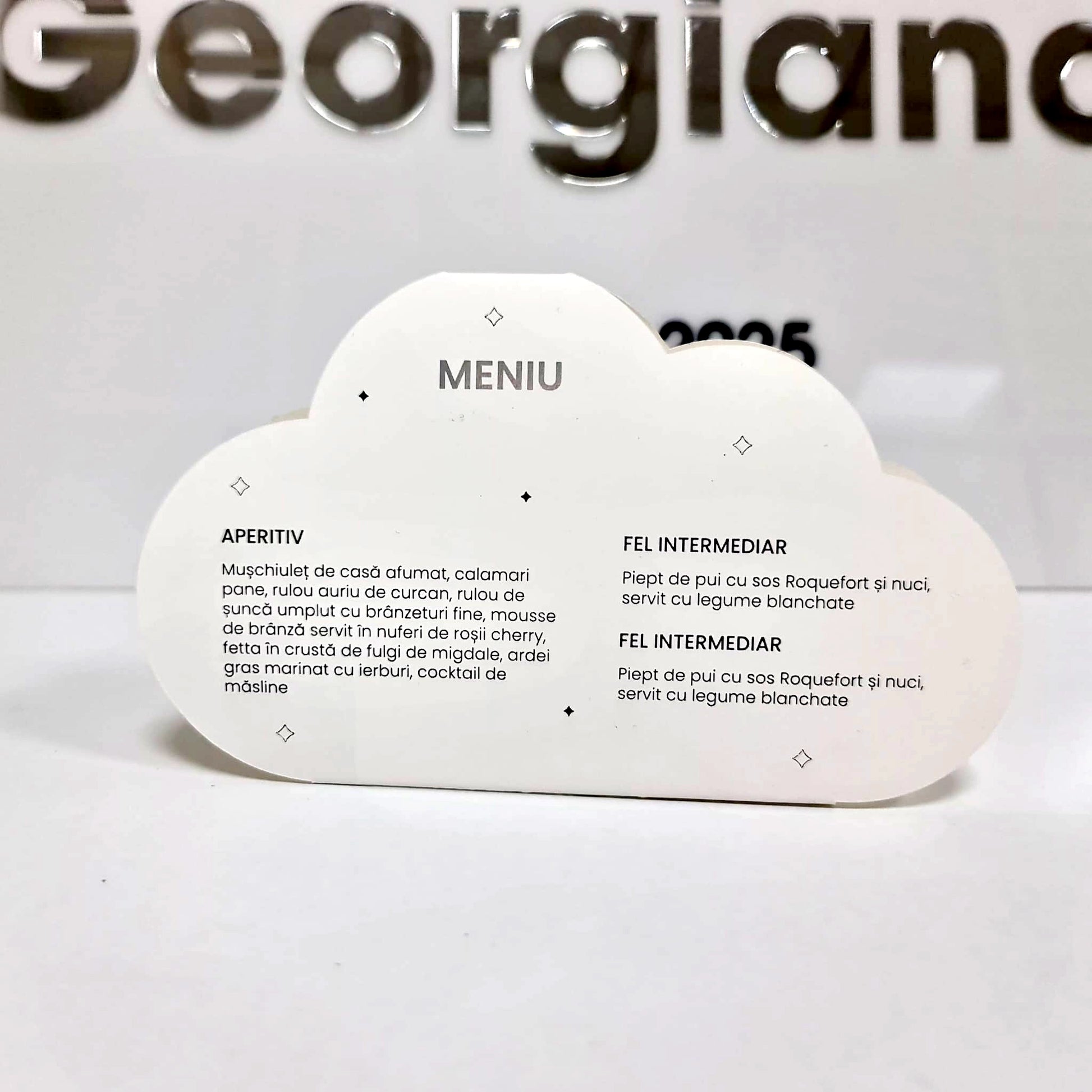 Meniu cu tematică nor pentru botez, de tip tent card